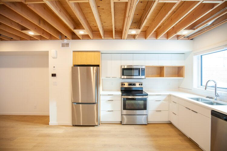 2107 Osler - Main Floor Kitchen