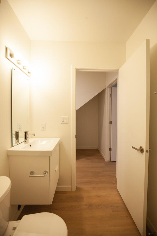 2107 Osler - Basement Washroom